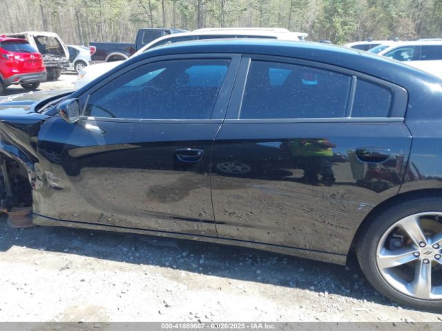 2C3CDXBG4KH664728 Dodge Charger Sxt Rwd