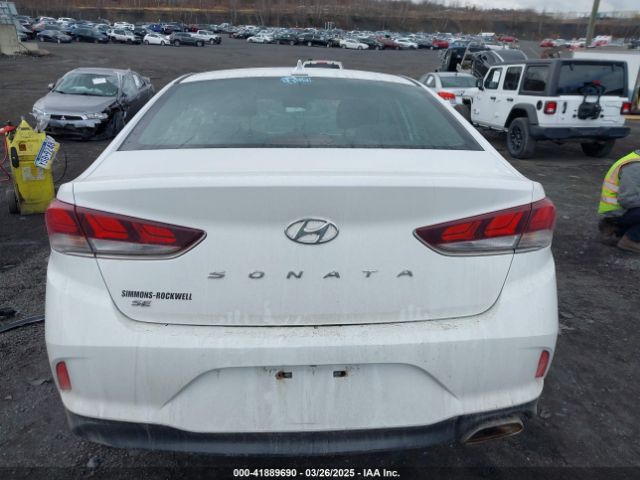 5NPE24AF1KH771065 Hyundai SONATA SE