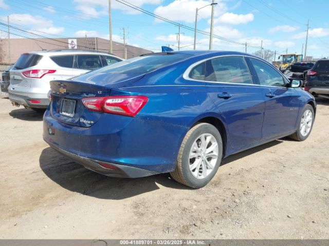1G1ZD5ST4KF152405 Chevrolet MALIBU LT