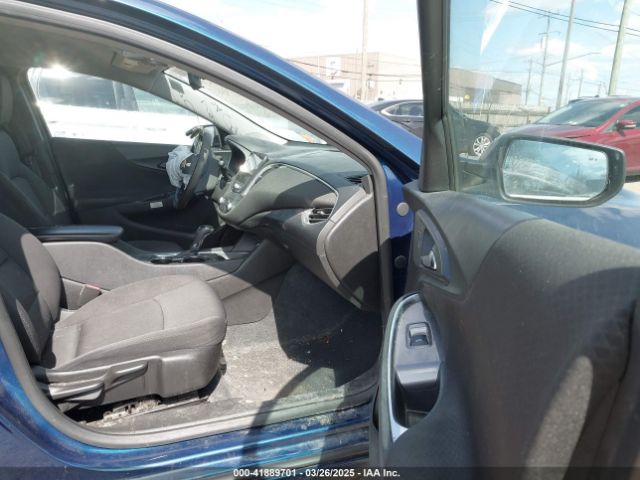 1G1ZD5ST4KF152405 Chevrolet MALIBU LT
