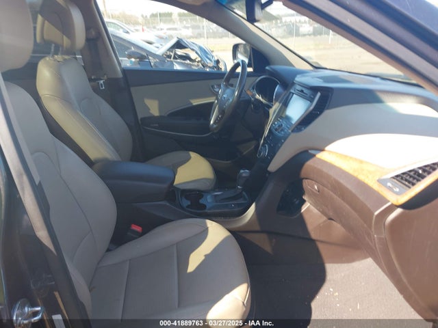 5XYZU3LB5GG358600 Hyundai Santa Fe Sport 2.4l