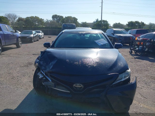 4T1B11HK5JU592499 Toyota CAMRY SE