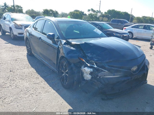 4T1B11HK5JU592499 Toyota CAMRY SE