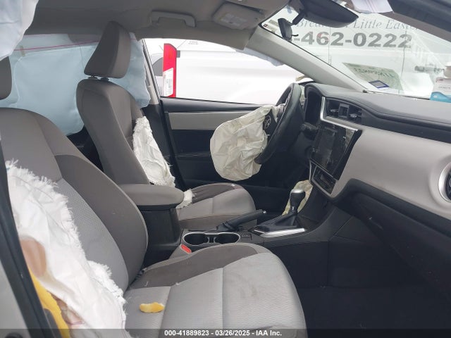 5YFBURHE6HP692462 Toyota COROLLA LE