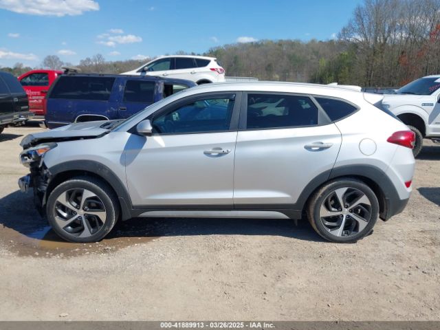 KM8J33AL1JU817635 Hyundai Tucson Sport