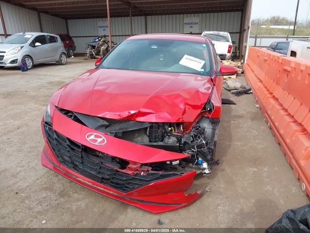 5NPLS4AG0NH077407 Hyundai ELANTRA SEL