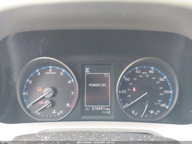 2T3WFREV9JW412755 Toyota Rav4 Xle