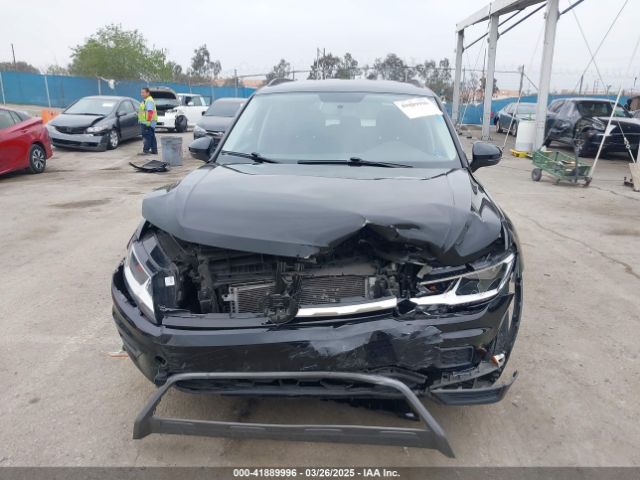 3VV1B7AX4MM025586 Volkswagen Tiguan 2.0t S