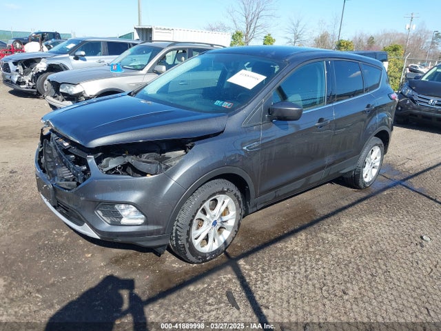 1FMCU9GD8HUC75467 Ford ESCAPE SE