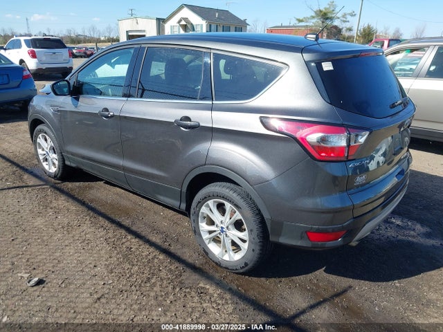 1FMCU9GD8HUC75467 Ford ESCAPE SE