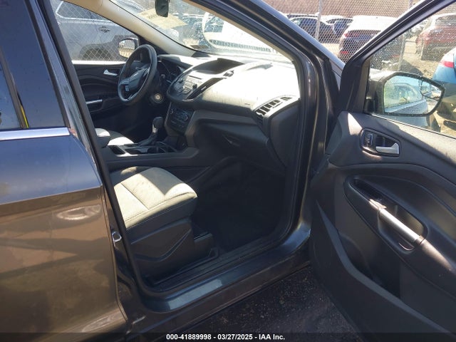 1FMCU9GD8HUC75467 Ford ESCAPE SE