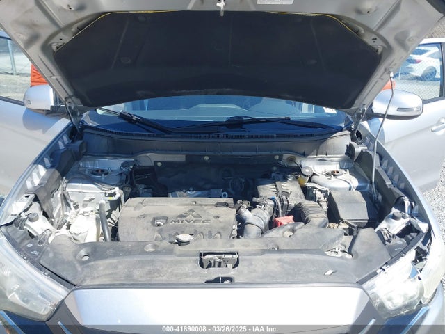 JA4AR3AU3JU016579 Mitsubishi Outlander Sport 2.0 Es
