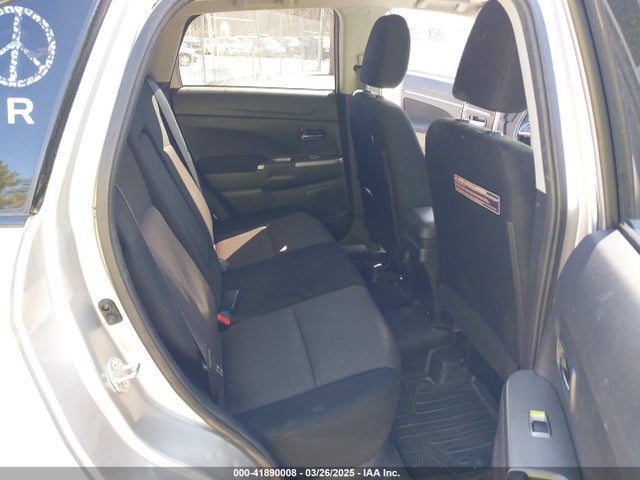 JA4AR3AU3JU016579 Mitsubishi Outlander Sport 2.0 Es