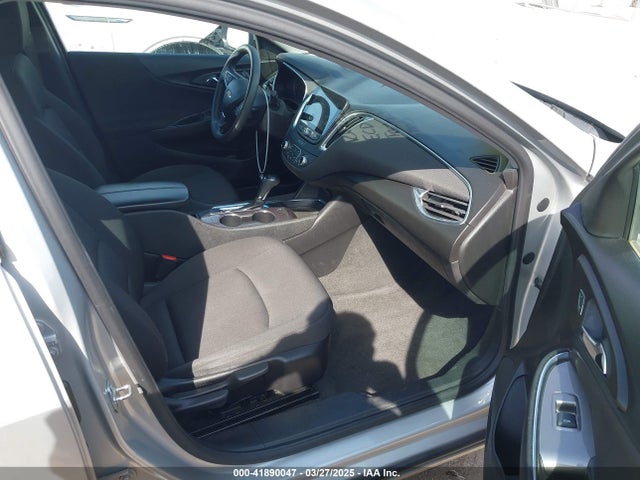1G1ZD5ST4LF009780 Chevrolet Malibu Fwd Lt