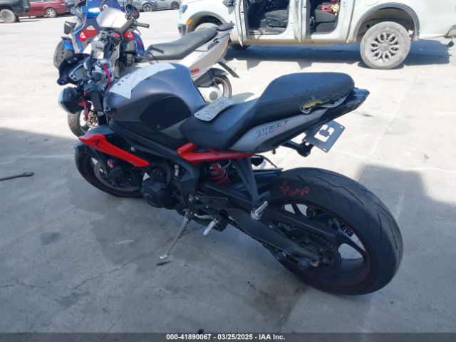 2016 TRIUMPH MOTORCYCLE STREET TRIPLE SMTL03NE7GT745602 Photo 2