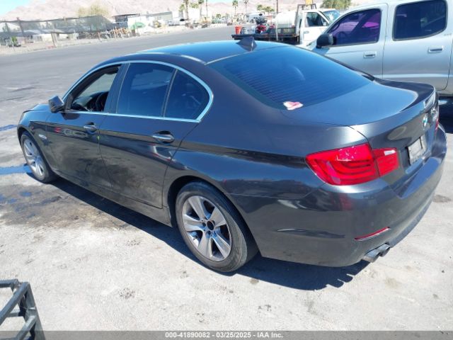 2013 BMW 528I WBAXG5C58DD232582 Photo 2