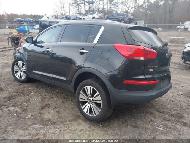 KNDPCCAC8G7862061 KIA Sportage Ex