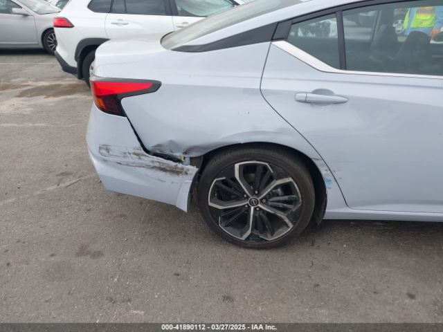 1N4BL4CW8RN322639 Nissan Altima Sr Intelligent Awd