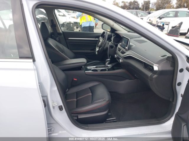 1N4BL4CW8RN322639 Nissan Altima Sr Intelligent Awd