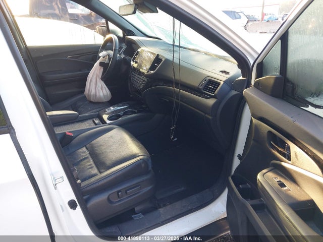 5FNYF8H00PB027778 Honda Passport Awd Elite