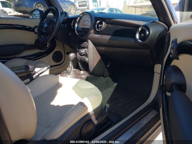 2013 MINI CONVERTIBLE WMWZP3C58DT705142 Photo 4