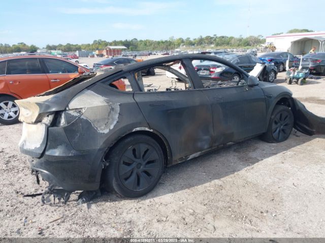 7SAYGDED0SA374761 Tesla Model Y Long Range Dual Motor All-wheel Drive