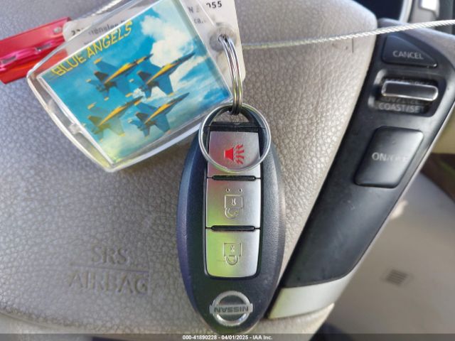 JN8AE2KP4F9122929 Nissan QUEST S