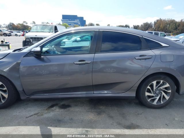 2HGFC2F7XGH526418 Honda CIVIC EX