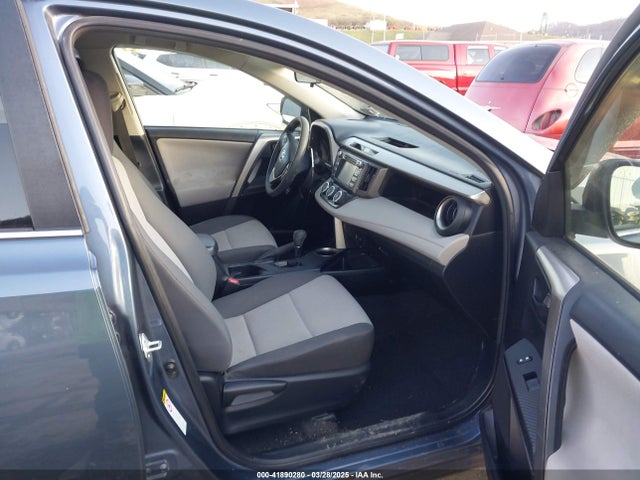 Toyota RAV4 LE 2014 JTMBFREVXED070024 Image 5