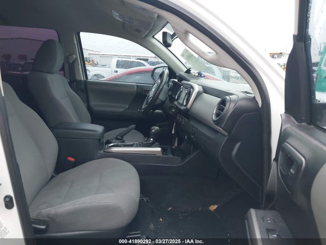 5TFAZ5CN2HX034555 Toyota Tacoma Sr5 V6