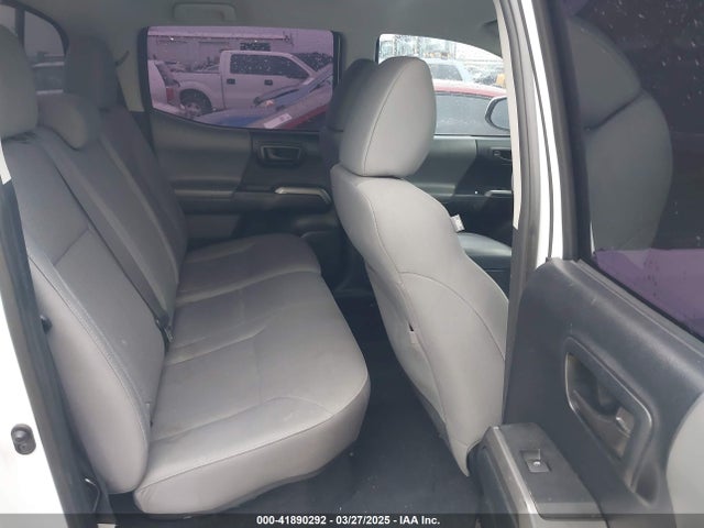 5TFAZ5CN2HX034555 Toyota Tacoma Sr5 V6