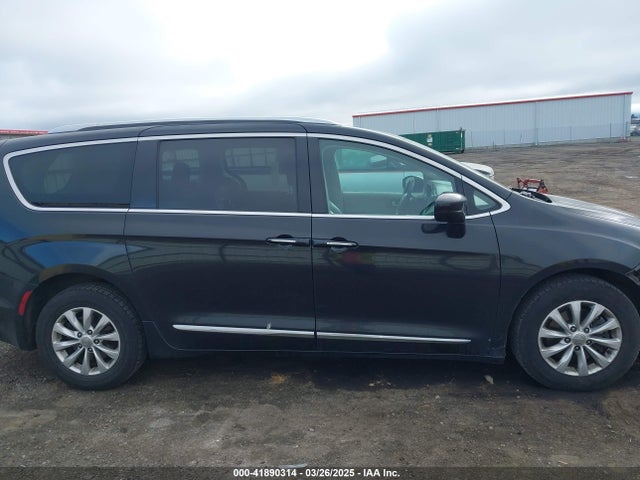 Chrysler Pacifica Touring L 2018 2C4RC1BG3JR123166 Image 14