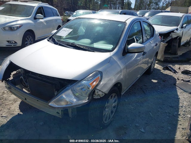 3N1CN7AP7JL835488 Nissan Versa 1.6 S+