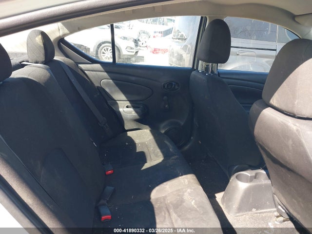 3N1CN7AP7JL835488 Nissan Versa 1.6 S+
