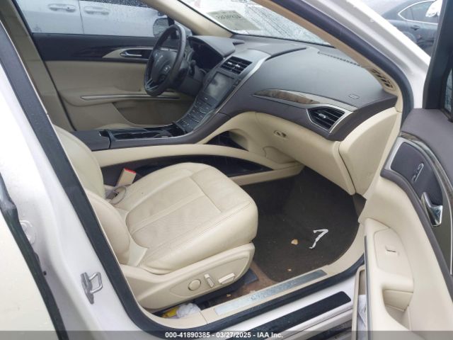 3LN6L2G98ER803899 Lincoln MKZ