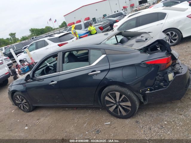 1N4BL4DW7MN314183 Nissan Altima Sv Intelligent Awd