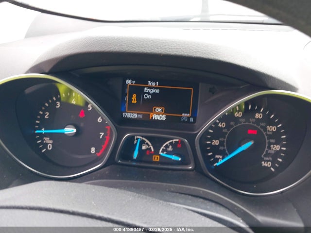 1FMCU0GD2HUB68121 Ford ESCAPE SE