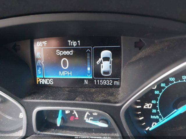 1FMCU9J95GUC32532 Ford Escape Titanium