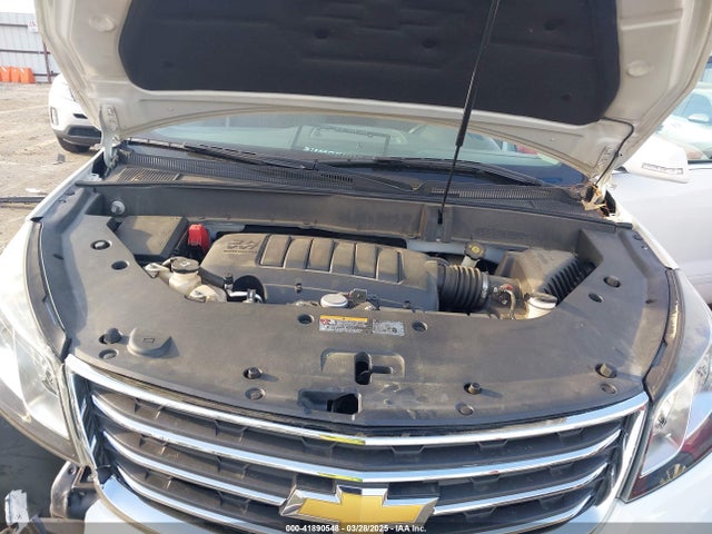 Chevrolet Traverse 1lt 2015 1GNKRGKD4FJ287666 Image 10