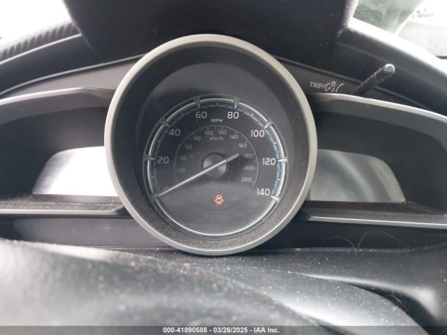 3MYDLBYVXKY507258 Toyota YARIS LE