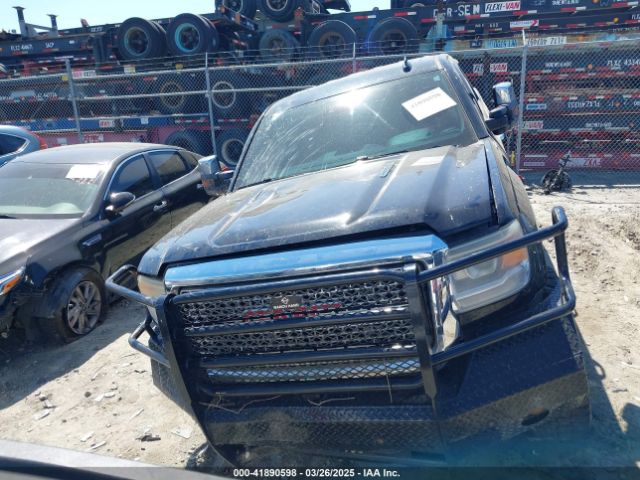 1GT120E83FF562817 GMC Sierra 2500hd Denali