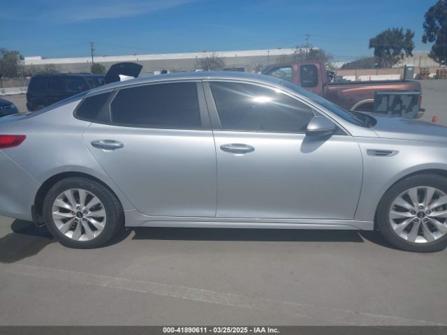 5XXGT4L31JG267716 KIA Optima Lx