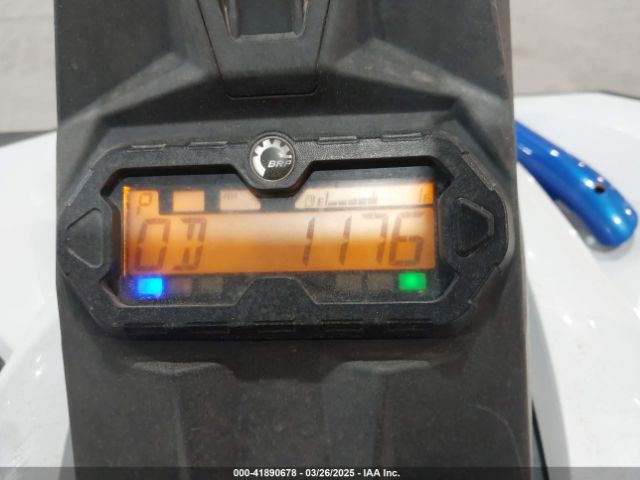 2020 CAN-AM RENEGADE 3JBMWAV26LJ000249 Photo 6