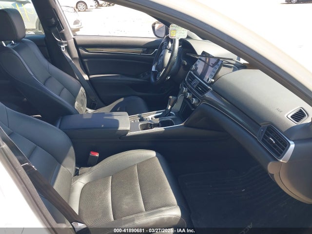 1HGCV1F31MA124382 Honda Accord Sport