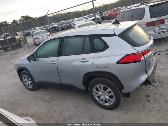 Toyota Corolla Cross L 2022 7MUAAABG4NV002202 Image 15