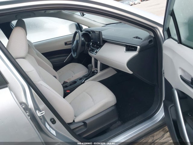 Toyota Corolla Cross L 2022 7MUAAABG4NV002202 Image 5