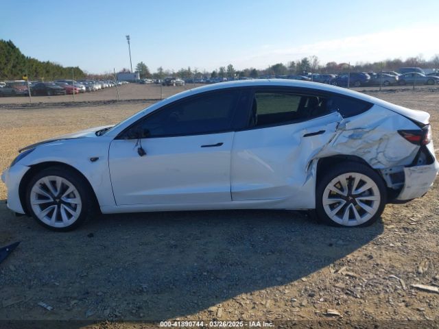 5YJ3E1EA5NF185886 Tesla Model 3 Rear-wheel Drive