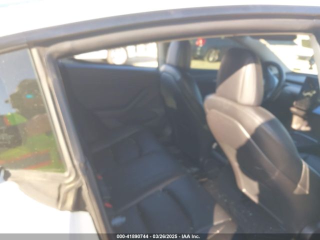 5YJ3E1EA5NF185886 Tesla Model 3 Rear-wheel Drive