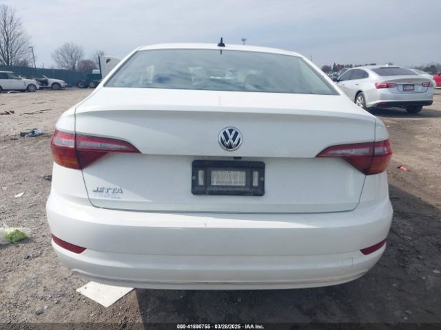 3VWN57BU6KM114839 Volkswagen Jetta 1.4t S