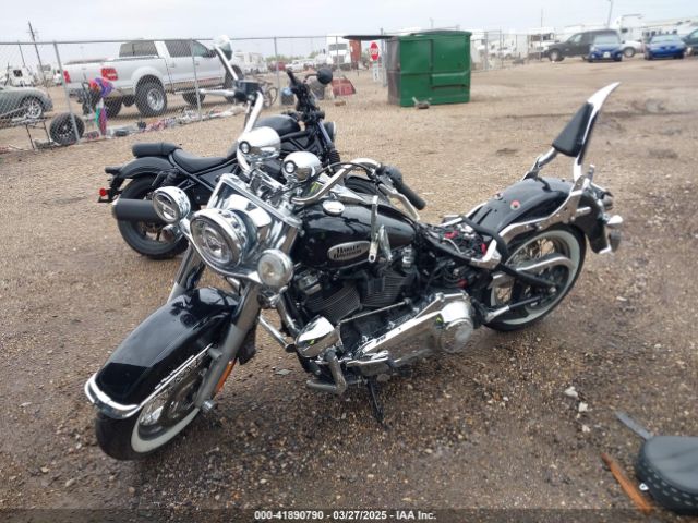 2021 HARLEY-DAVIDSON FLHC 1HD1YAJ18MB050616 Photo 1